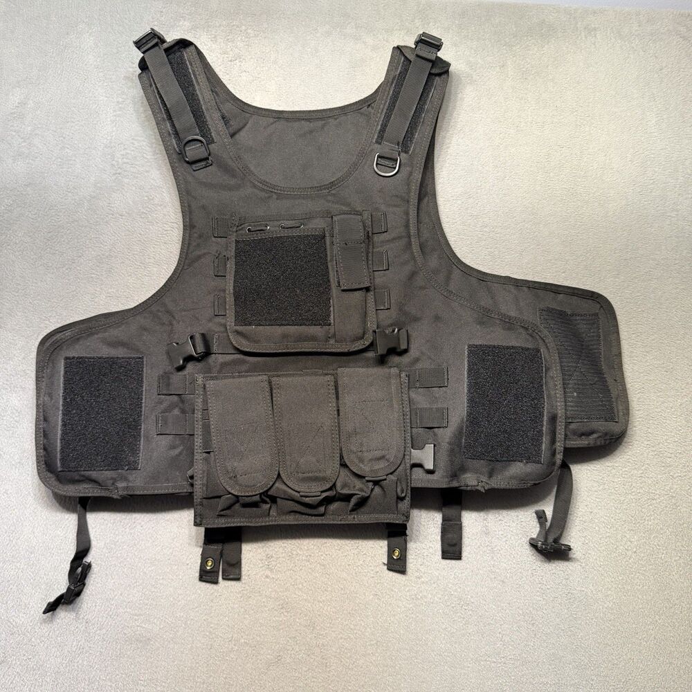 Tactical Vest Unisex XL Black Adjustable MOLLE Airsoft Hook & Loop Patch Panels
